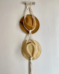Colgante de Sombrero Doble